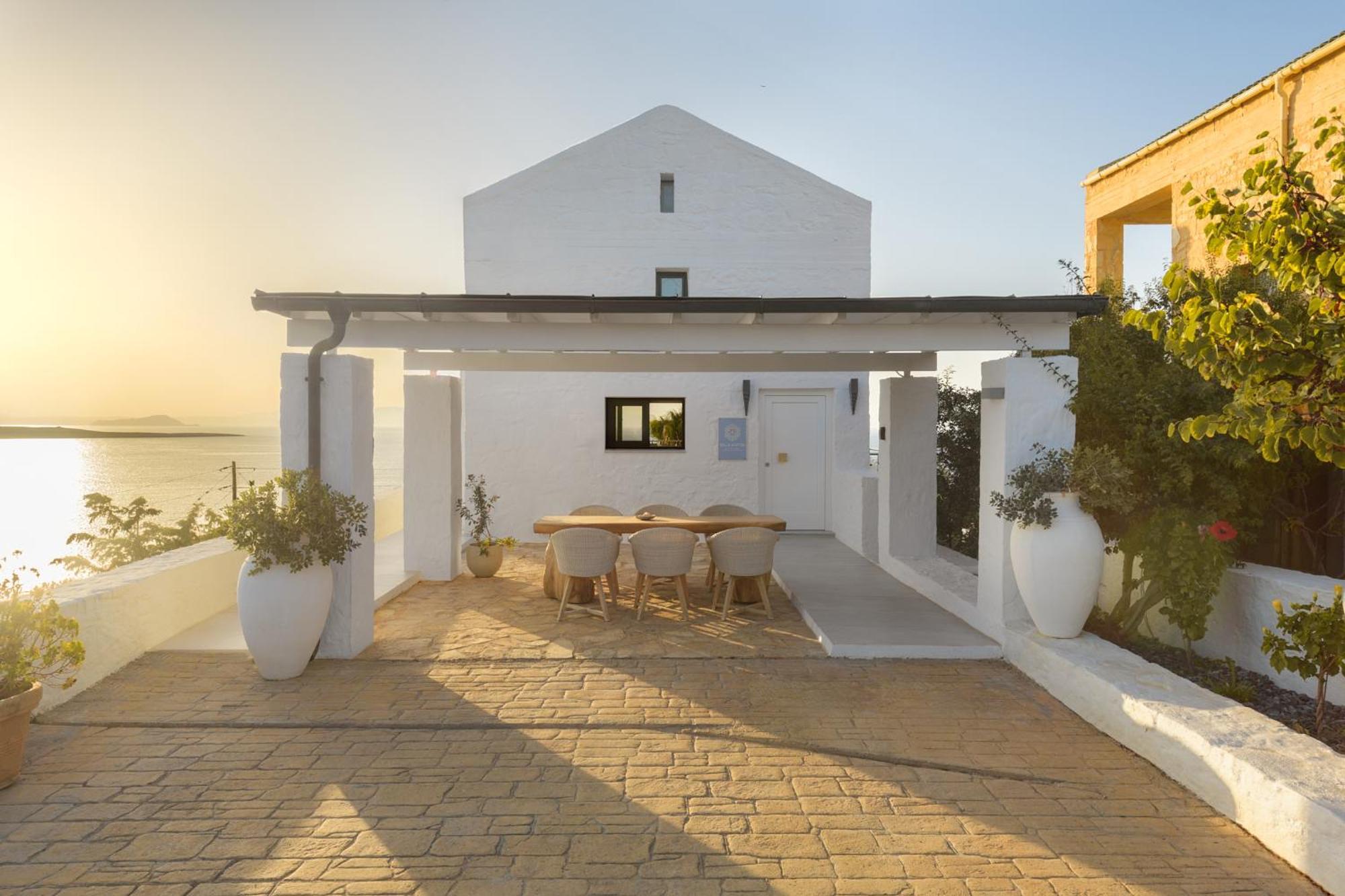 Villa Anton By Cura Villas Collection Калатас Екстериор снимка