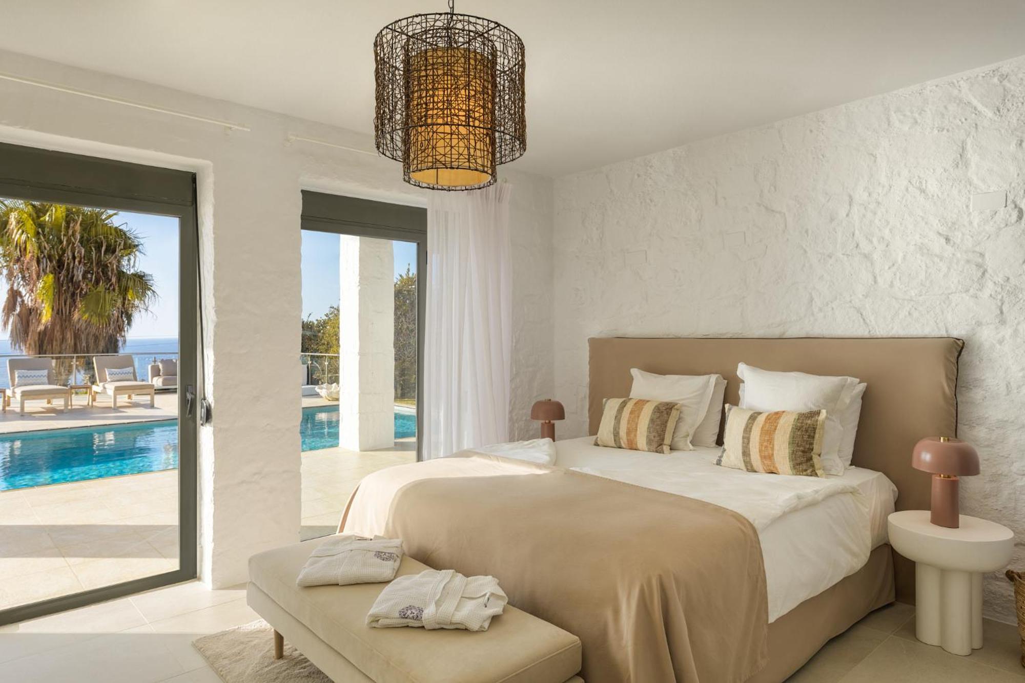 Villa Anton By Cura Villas Collection Калатас Екстериор снимка
