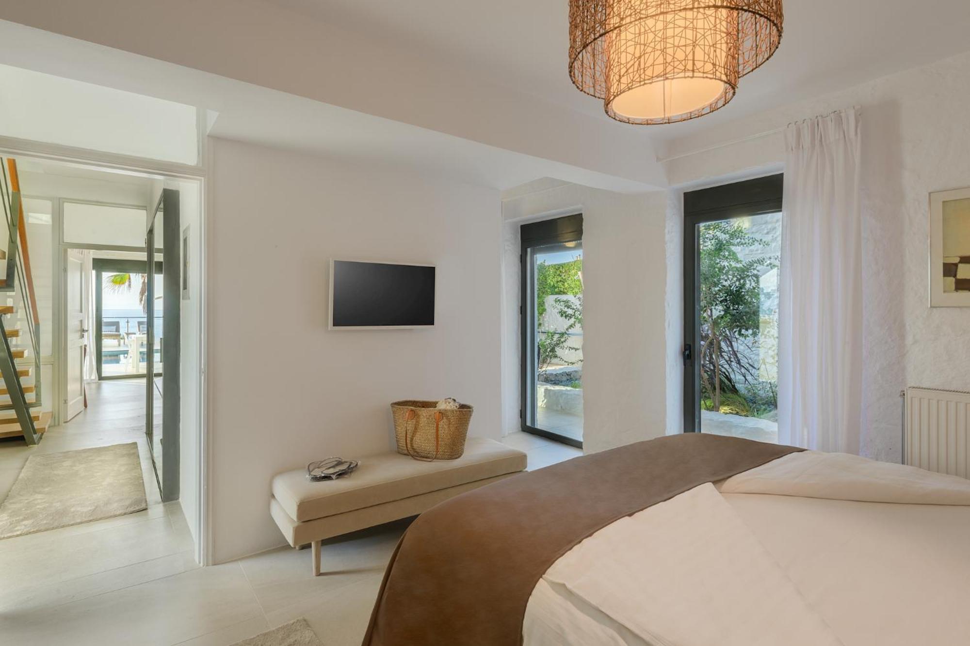 Villa Anton By Cura Villas Collection Калатас Екстериор снимка