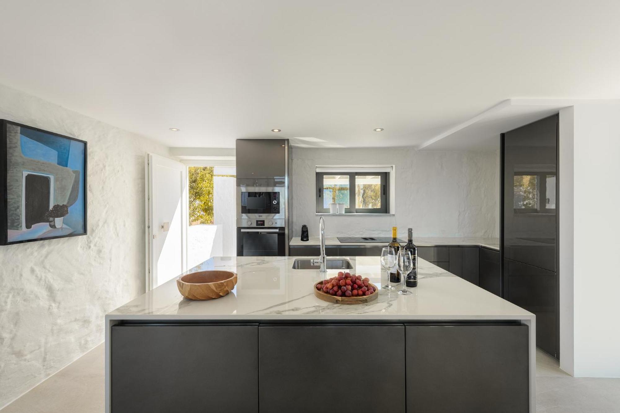 Villa Anton By Cura Villas Collection Калатас Екстериор снимка